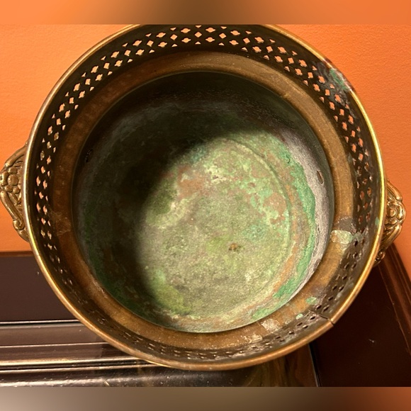 Vintage Brass Planter - Picture 7 of 7